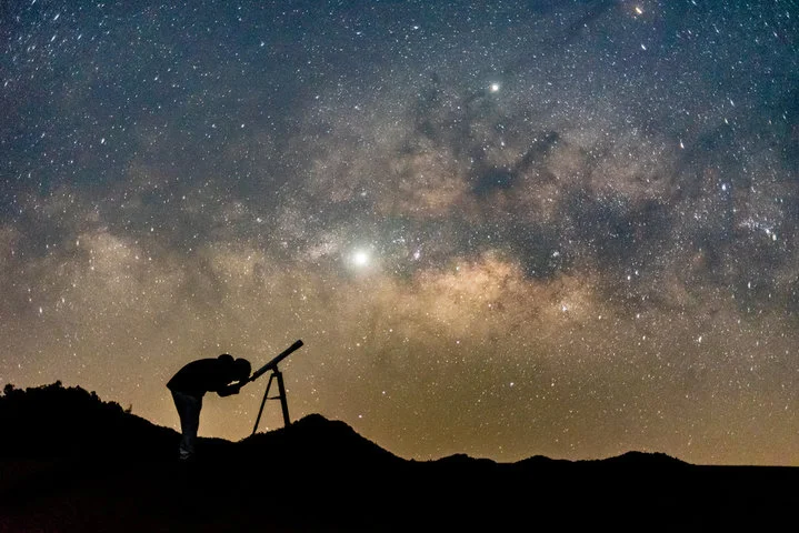 Montagens de Telescópios: História, Tipos, Funcionalidade e Marcas