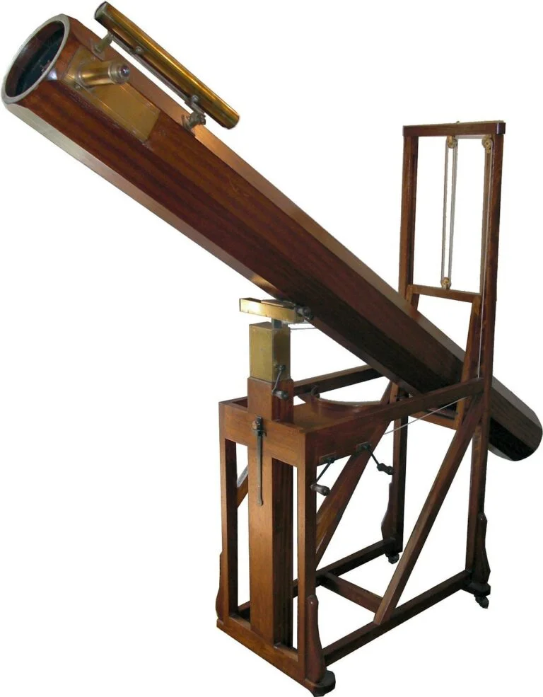 ATM (Amateur Telescope Making): A Construção de Telescópios Amadores e sua Evolução